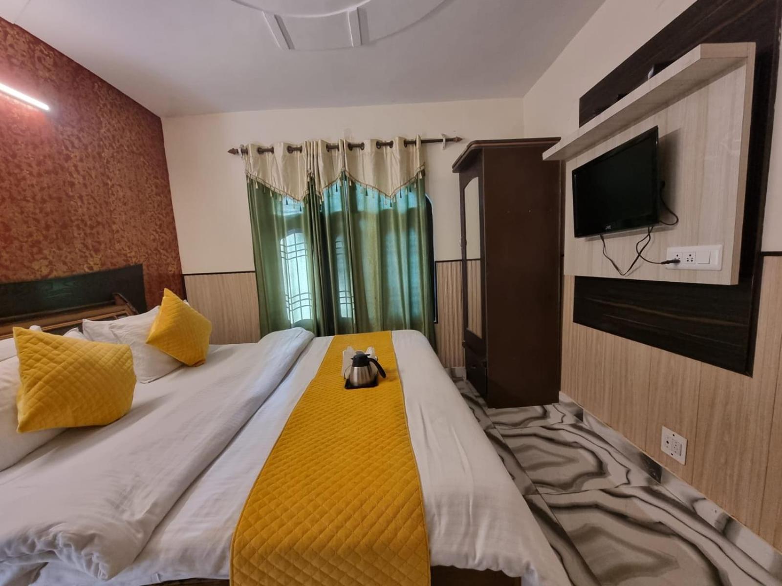 Hotel Stay Well Banikhet Kültér fotó