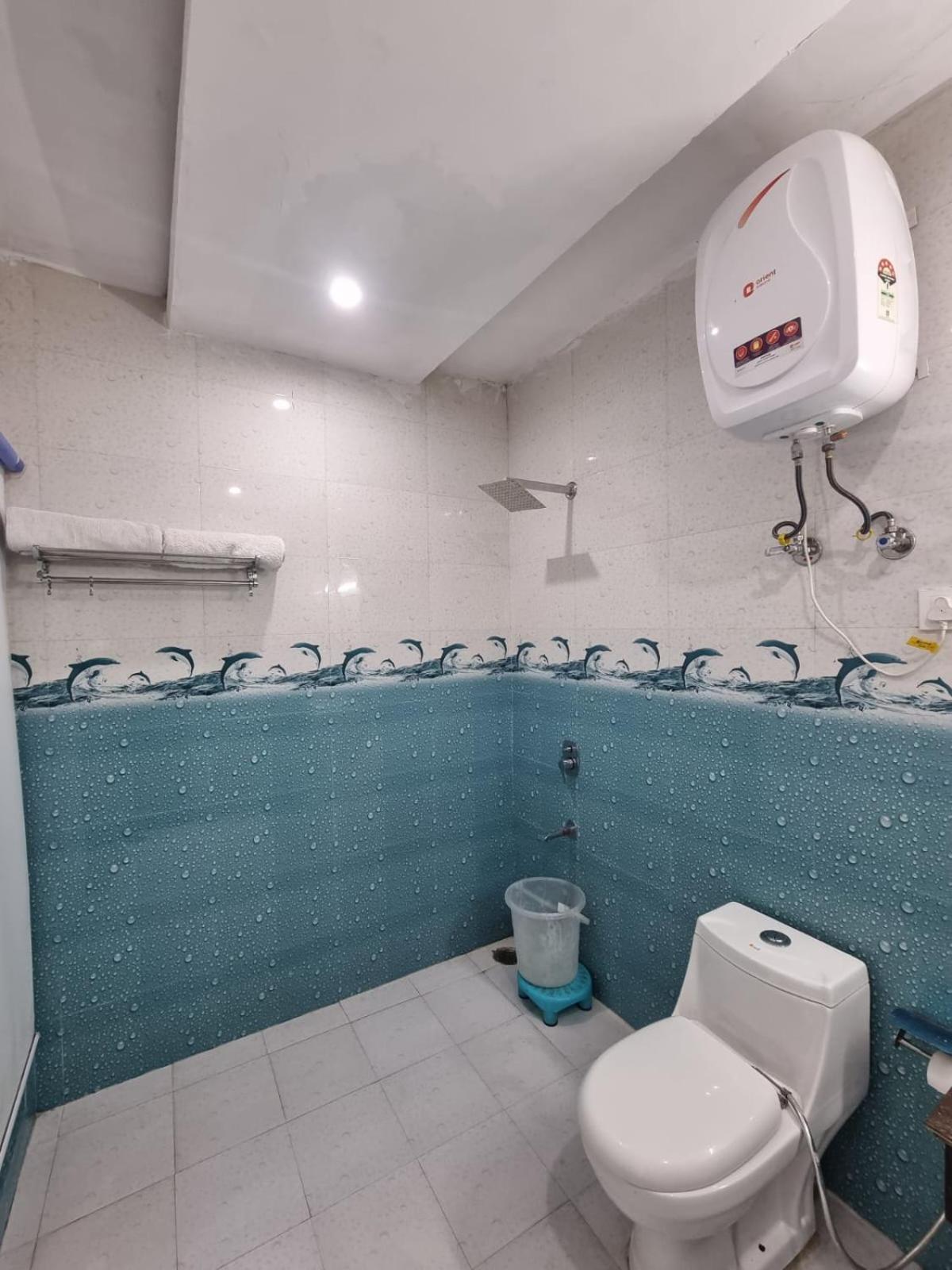 Hotel Stay Well Banikhet Kültér fotó
