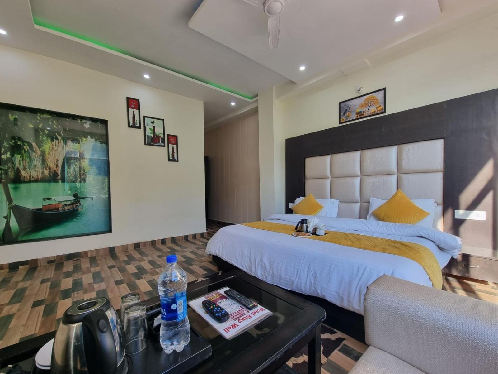 Hotel Stay Well Banikhet Kültér fotó