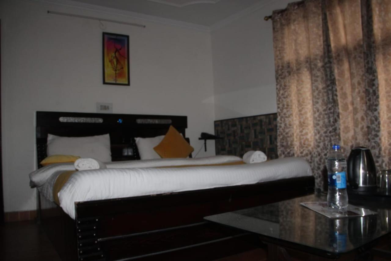 Hotel Stay Well Banikhet Kültér fotó